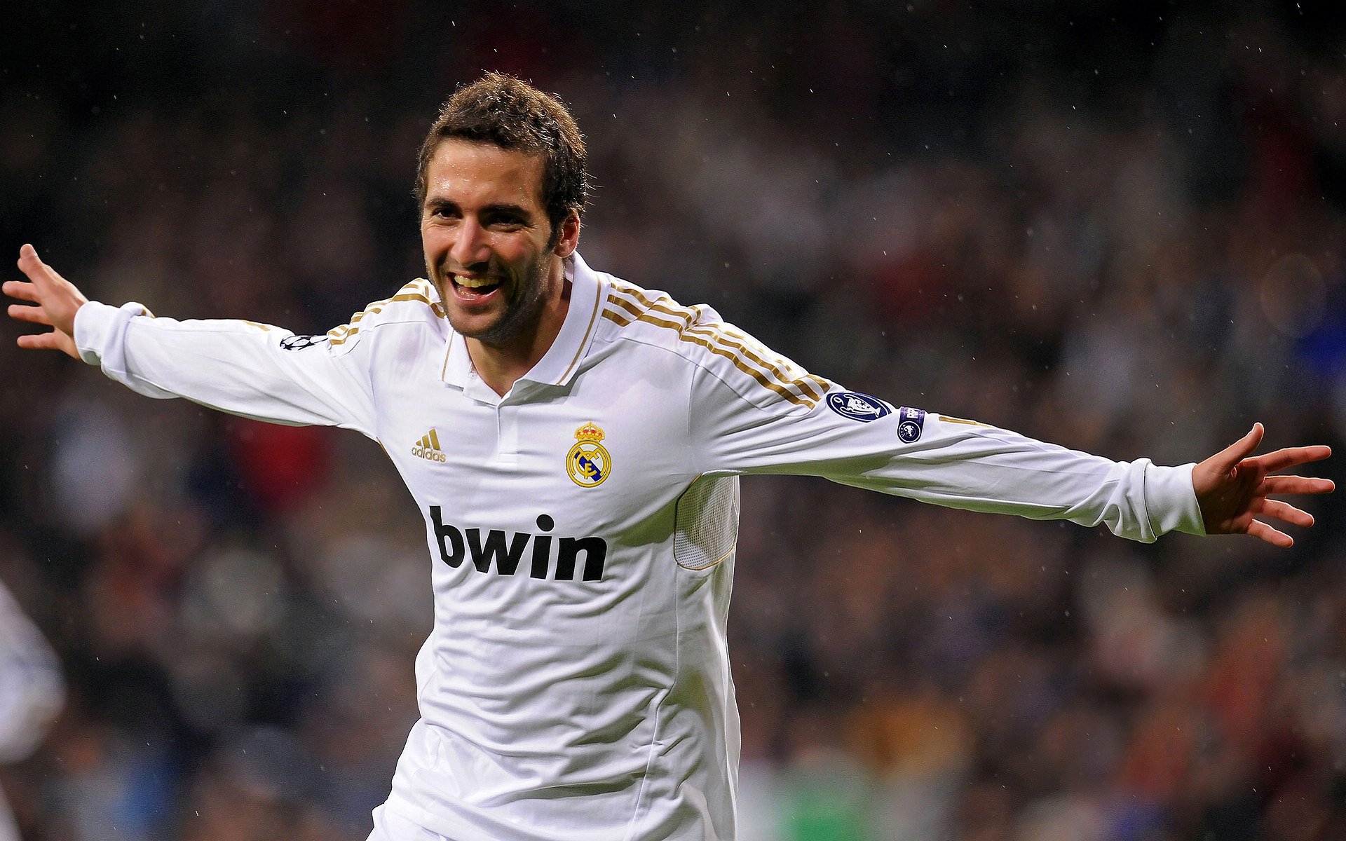 米兰体育-PSG体能充沛，海湾者坚持不懈争取突破